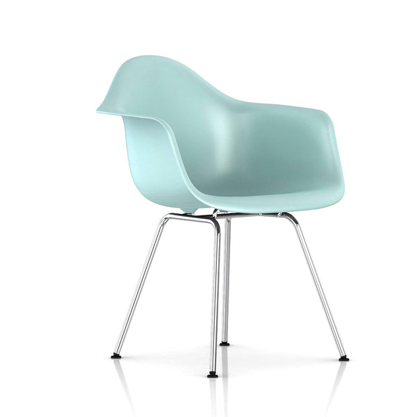 Eames® Moulded Plastic 4-leg Armchair - Herman Miller - Open Room