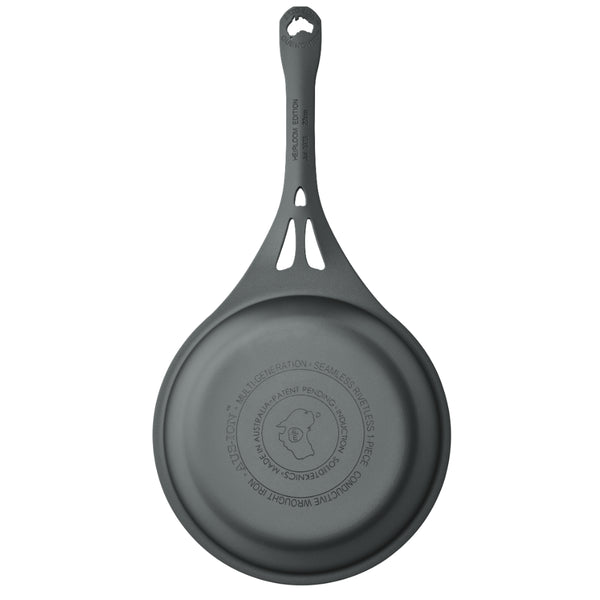 AUS-ION™ 22cm Sauteuse