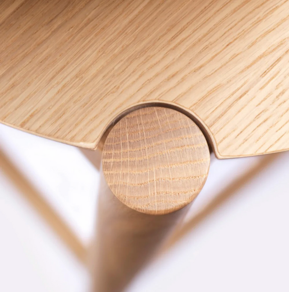 J184 Øst Bar Stool