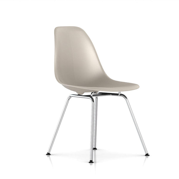 Eames® Moulded Plastic 4-leg Side Chair - Herman Miller - Open Room