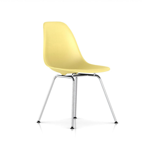 Eames® Moulded Plastic 4-leg Side Chair - Herman Miller - Open Room