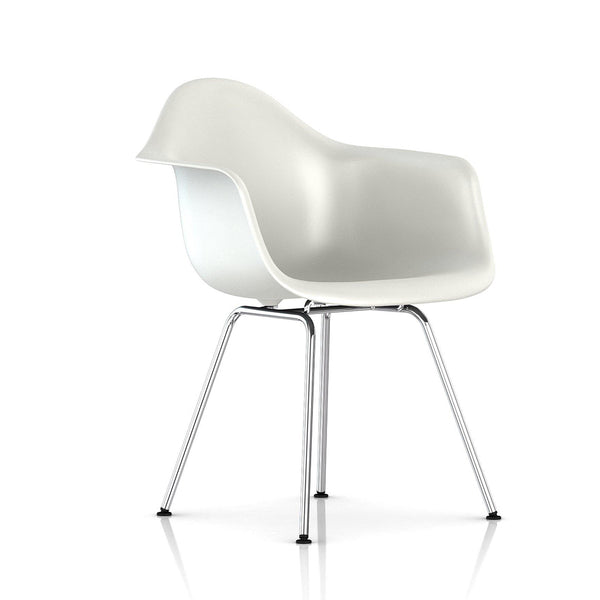 Eames® Moulded Plastic 4-leg Armchair - Herman Miller - Open Room