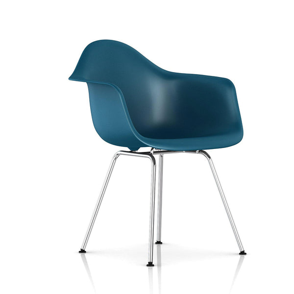 Eames® Moulded Plastic 4-leg Armchair - Herman Miller - Open Room