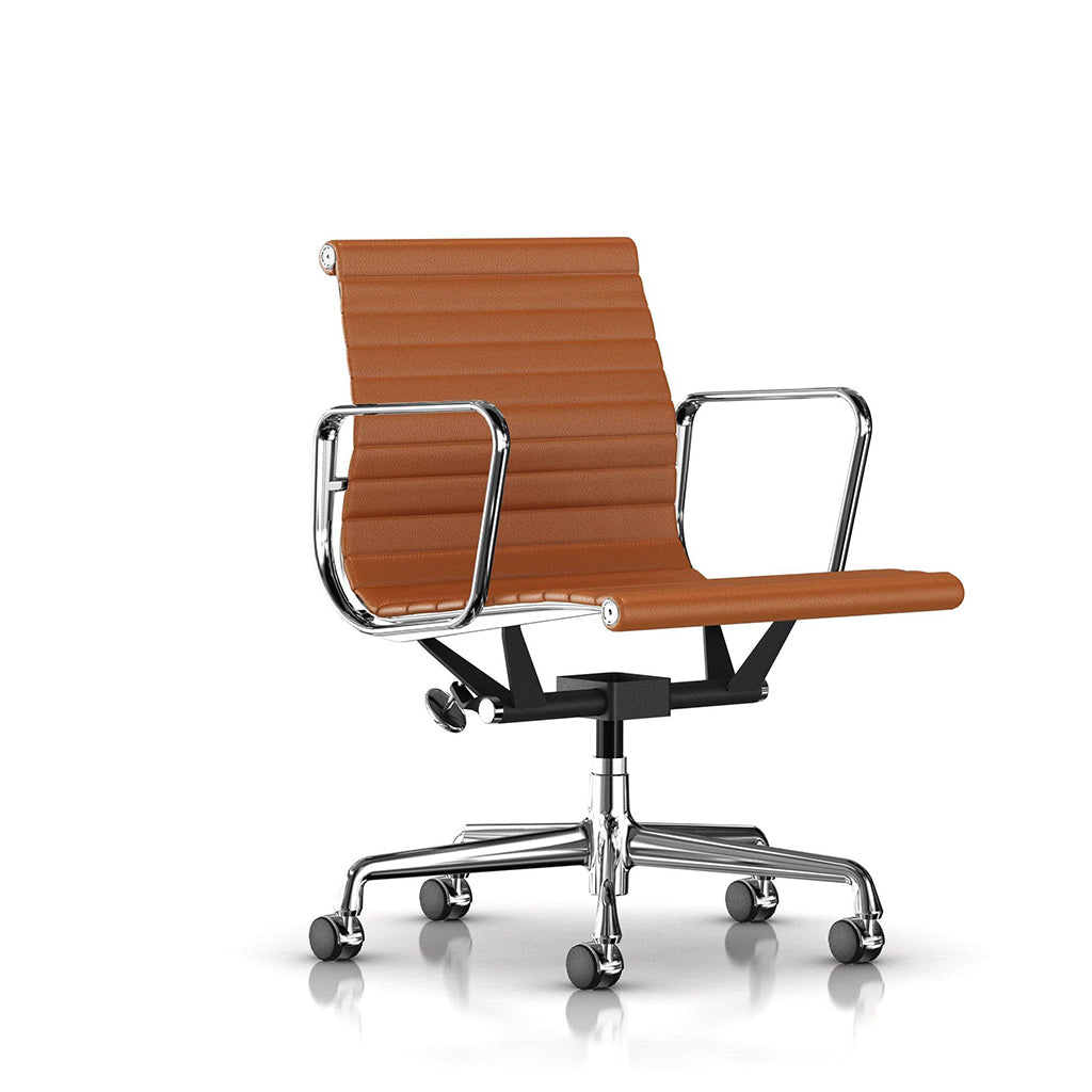 Eames Aluminum Group Management Chair Open Room