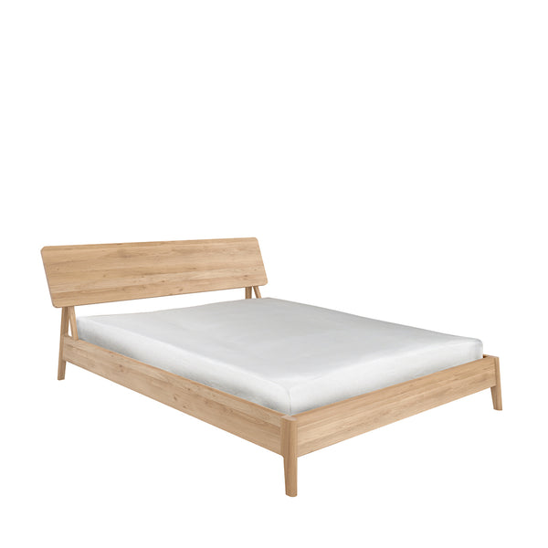 Ethnicraft Solid Oak Air Bed Open Room